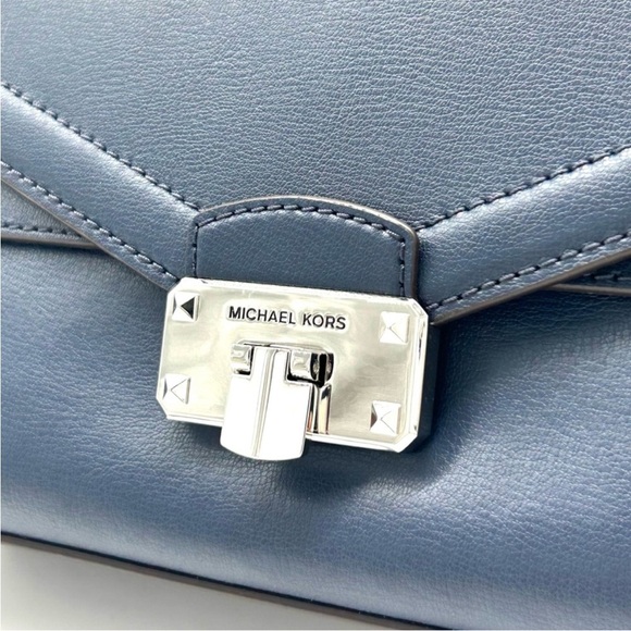 Michael Kors Kinsley leather Medium shoulder Flap Crossbody Bag Navy Blue - Picture 9 of 10